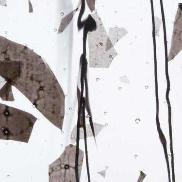 Bullseye 4136-0000 Black with Black Streamers Collage, 3 mm