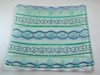 Form 6 Serpentine Medium, 15 x  3 cm.